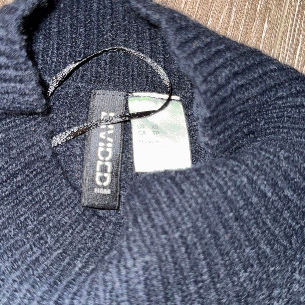 Blue Sweater - Picture 2 of 2